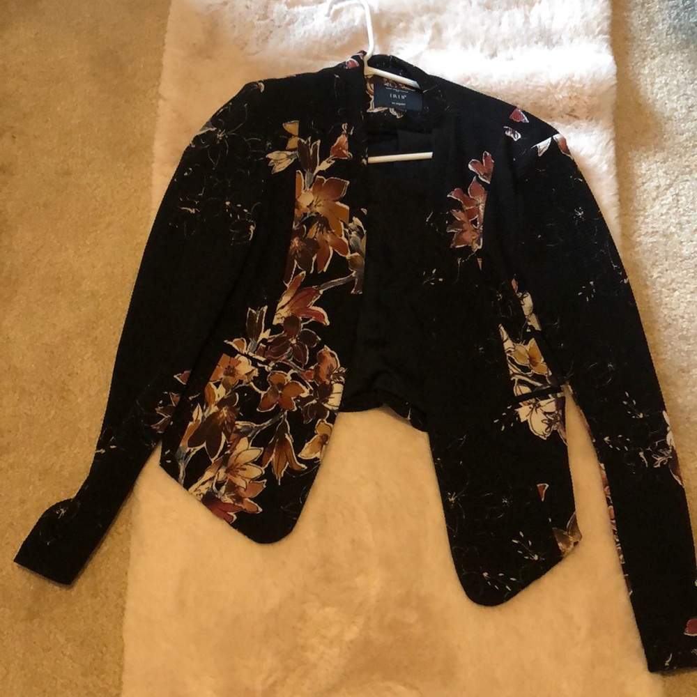 Mid jacket